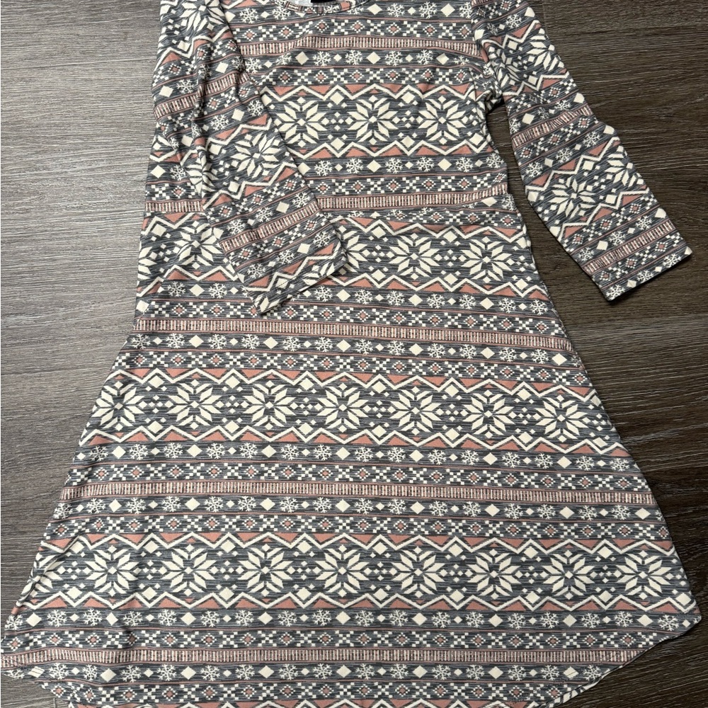 Patterned 3/4 length Sleeve Dress- super soft